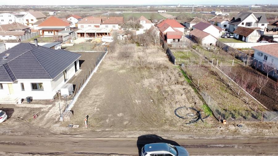 Comision 0% | Teren intravilan 900 mp Giarmata Vii – front 20 ml – utilitati - 1