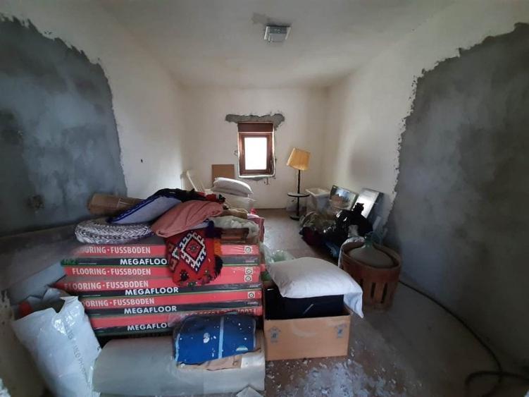 Sanmihaiu Roman 2 case vechi 110000 euro - 8