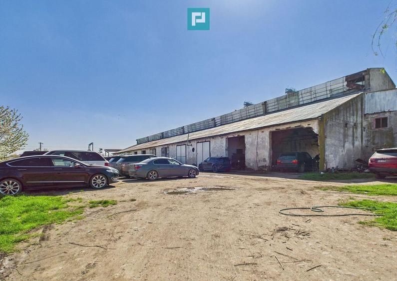 Spa?iu industrial, rampa ?i acces la calea ferata - 16