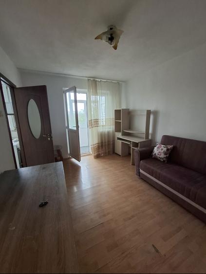 Garsoniera Tatarasi str.Eternitare bloc de apartamente - 4