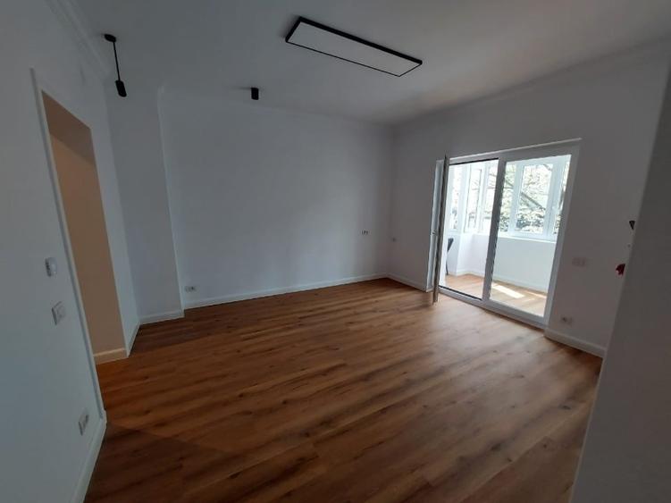 PARTICULAR ÎNCHIRIEZ 3 CAMERE DOROBANTI - 1