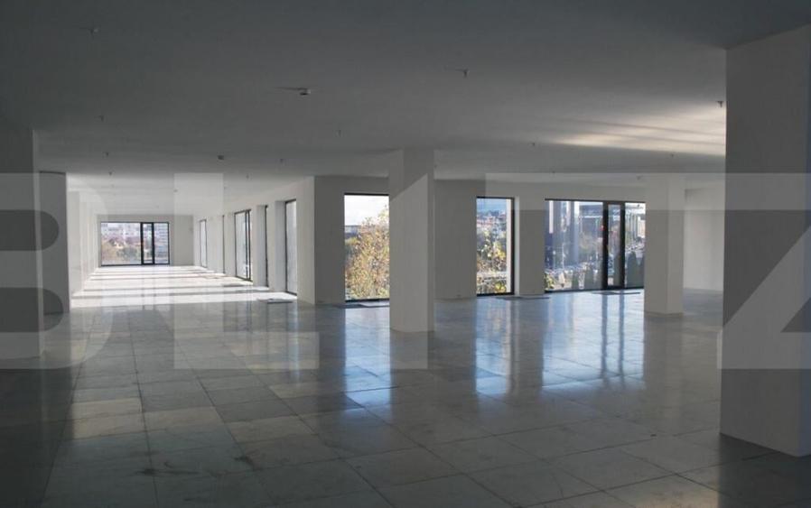 Open space, cladire clasa A - 14
