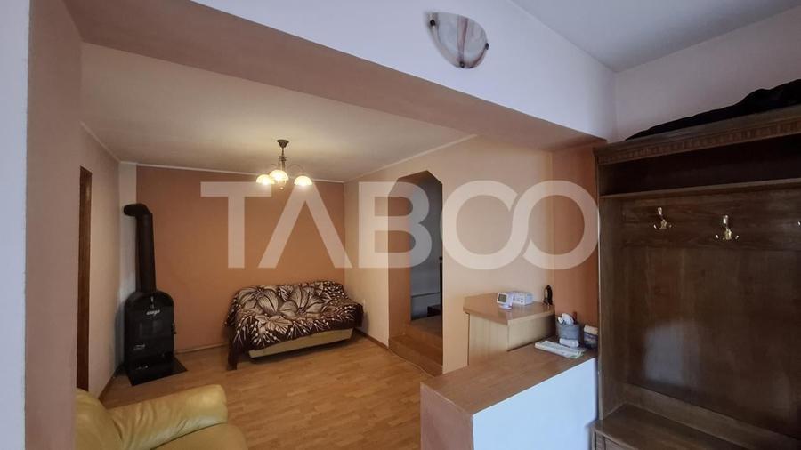 COMISION 0% Casa individuala de vanzare cu gradina acces auto si garaj - 3