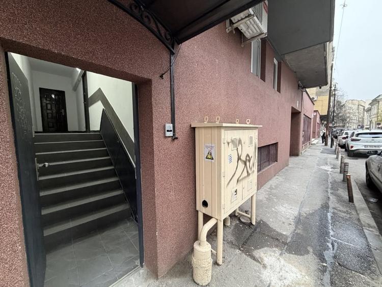 Spatiu Birou|Universitate-Str. Vasile Conta |3 Incaperi| Randament 7 % - 13