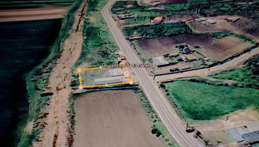 Teren de vanzare cu constructii. Oportunitate deosebita. - 3