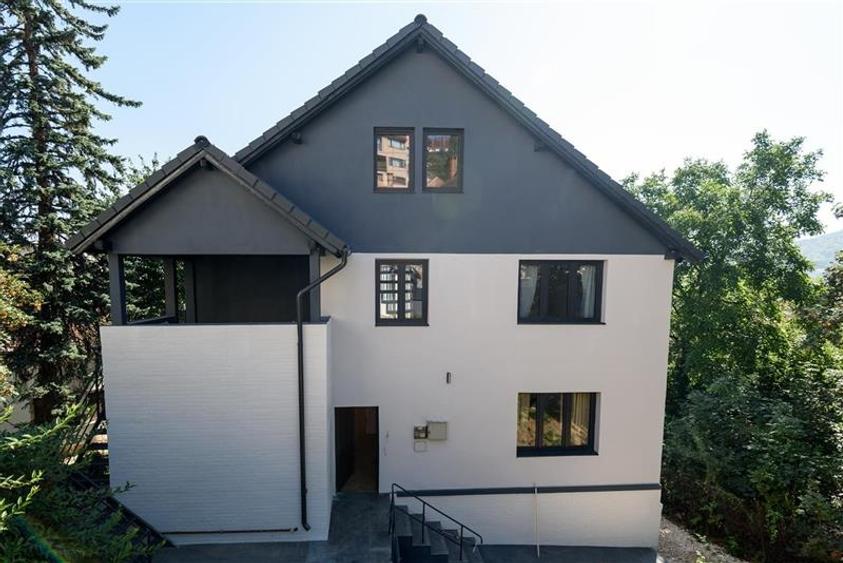 FILM! Vila de poveste, in centrul Brasovului, pe Drumul Cetatii - 27