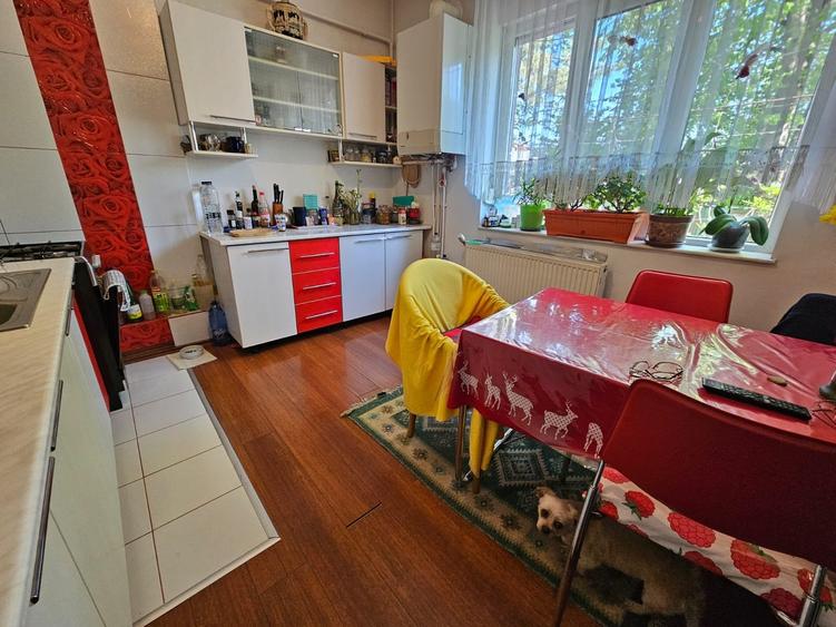 Casa ultracentrala zona Imparatul Traian - 20