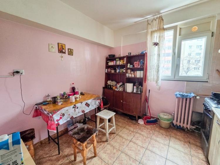 Apartament de 3 camere | Metrou Dristor - 6