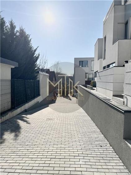 Vila 5 camere I JOLIE VILLE I Teren 250MP - 28