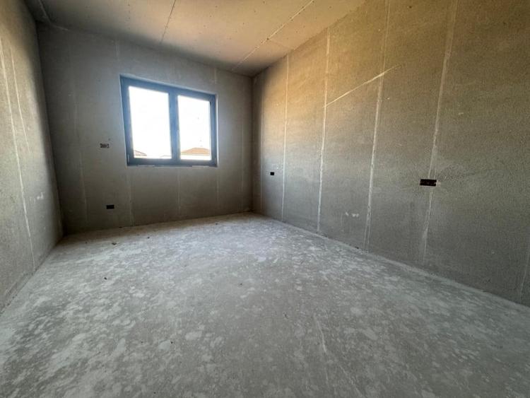 Duplex 5 camere, toate utilitatile, 119 mp utili , 270mp teren in Chisoda - 9