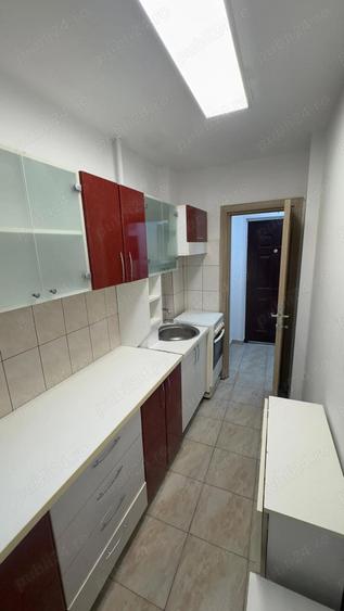 Apartament de Inchiriat Proprietar - Renovat - Central, 2 Camere - 10