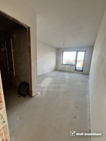 Penthouse cu 3 camere decomandat în Zorilor