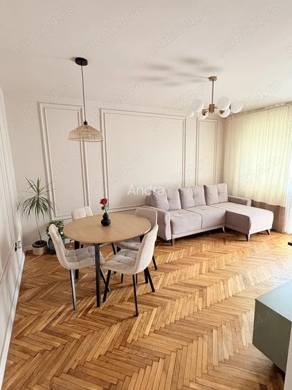 Apartament 3 camere de inchiriat Tg. Mure?, Bld. 22 Decembrie 1989 (langa Pia?a de Zi) Apartament 3 camere de inchiriat Tg. Mure?, Bld. 22 Decembrie 1989 (langa Pia?a de Zi)