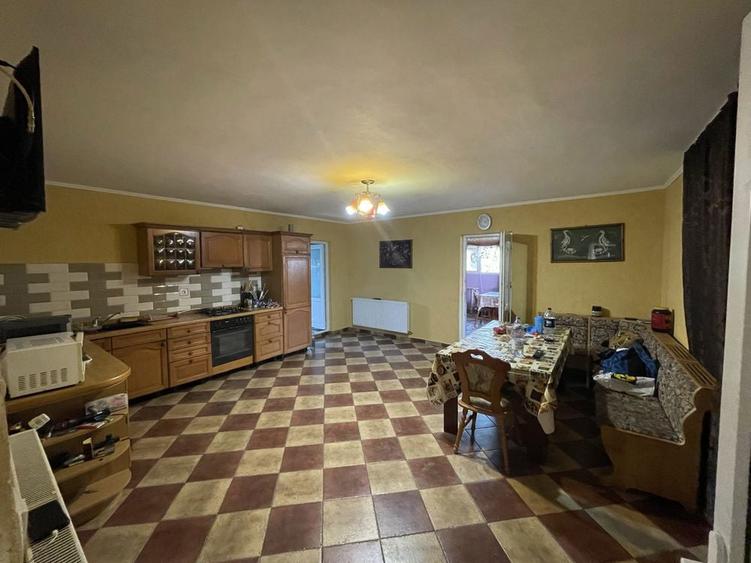 Casa de vanzare complet mobilata - 3