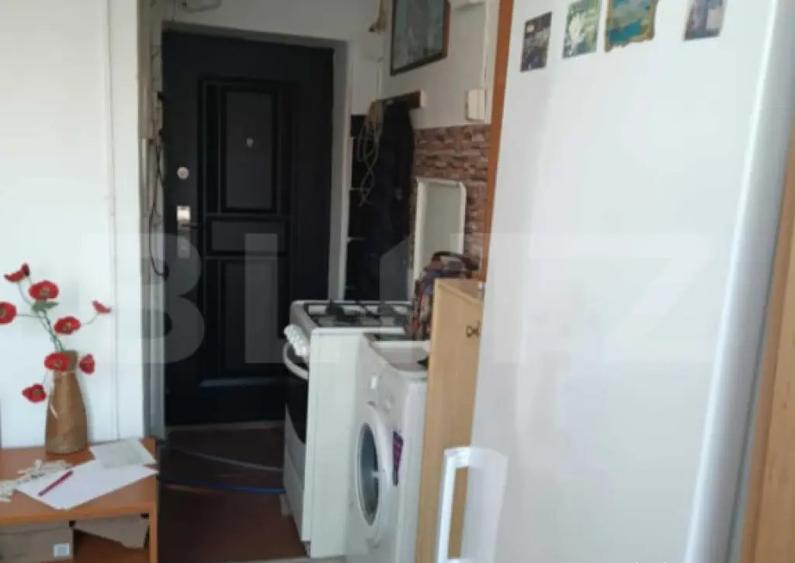 Garsoniera conf 2, zona 9 Mai, complet mobilata si utilata - 4