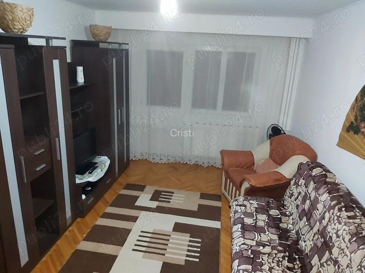 Inchiriez apartament 2 camere ultra central Inchiriez apartament 2 camere ultra central