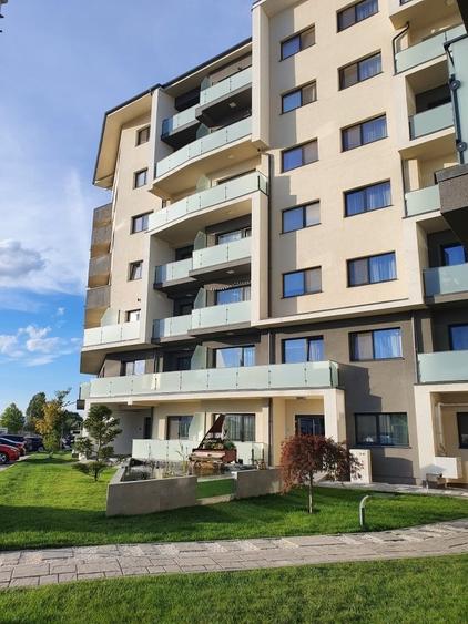 Spatiu comercial, 52 mp + 16mp balcon, iunie 2027 - 8