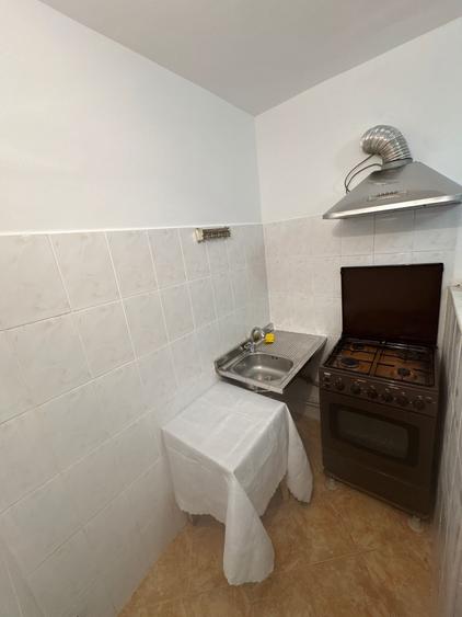 Garsoniera zona industriala etaj 2 - 4