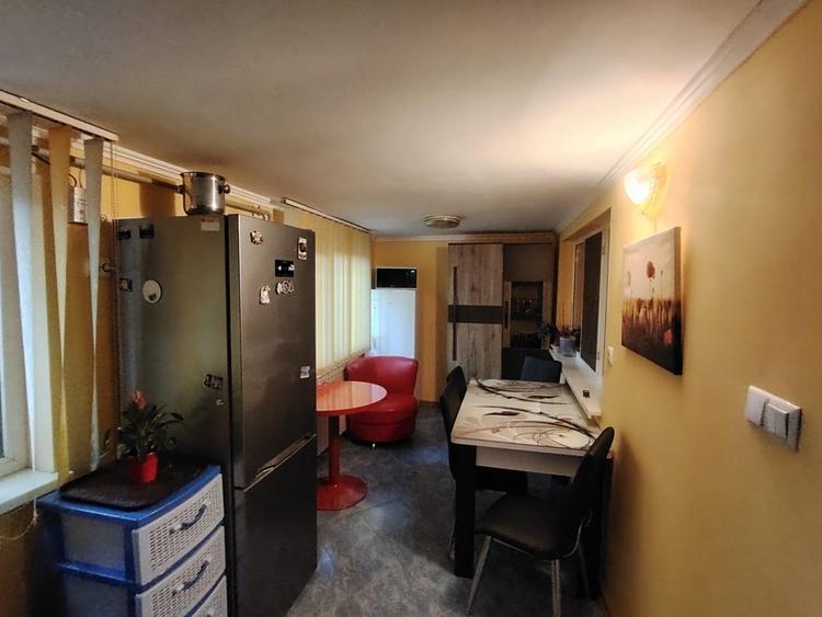 Apartament cu 3 camere decomandat în C5