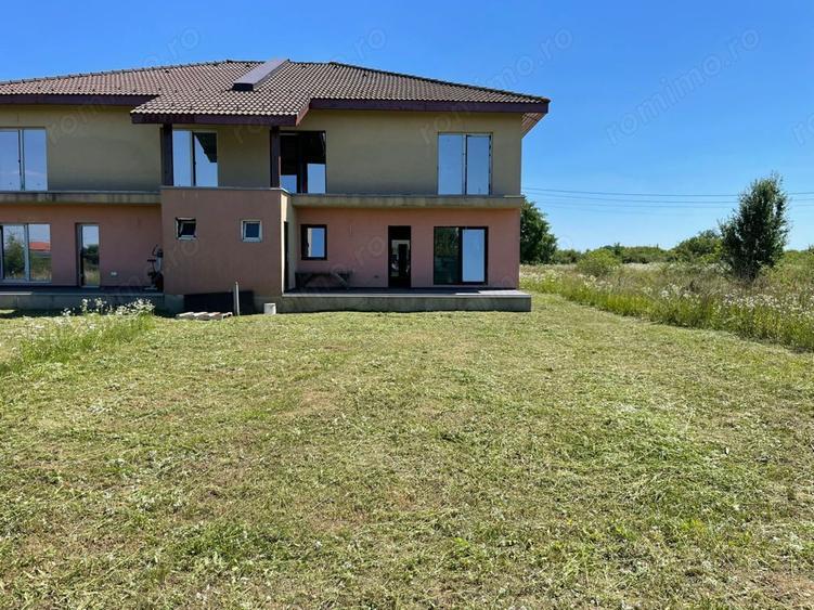 Vand jumatate de duplex , Sag - Manastire - 2