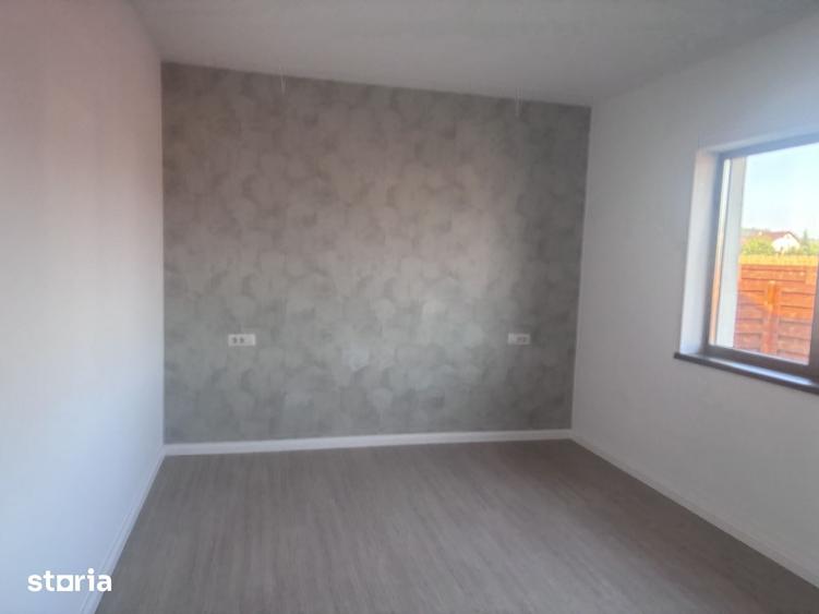 Casă cu 3 camere cu Teren 391 Mp în Ștefănești