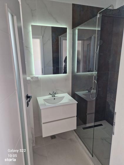 Un bloc mic cu finisaje de bloc mare. ?i cu lift. - 15