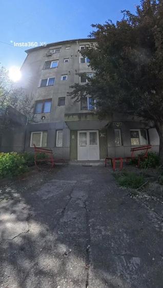 Apartament 41 mp, decomandat, centrala proprie zona Lunca, pret atractiv - 12