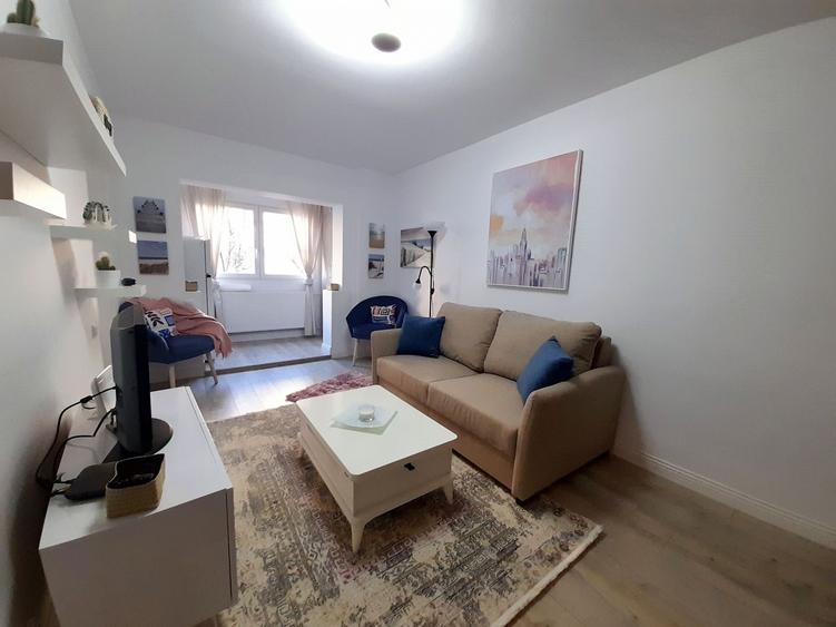 Garsoniera de inchiriat in Zorilor, str. Rapsodiei - 1