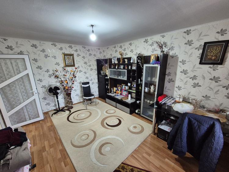 Apartament 3 camere , etaj 2 - 1