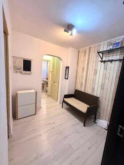 Apartament cu 2 camere decomandat în Nicolina