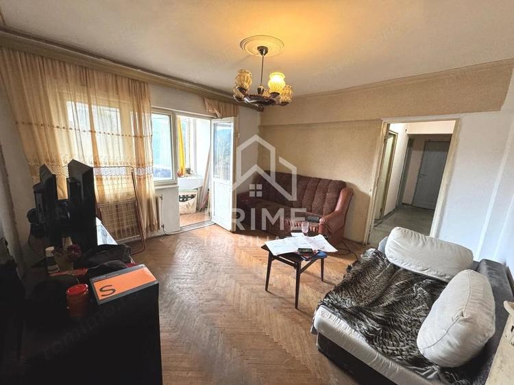 Apartament cu 3 camere decomandat în Ultracentral