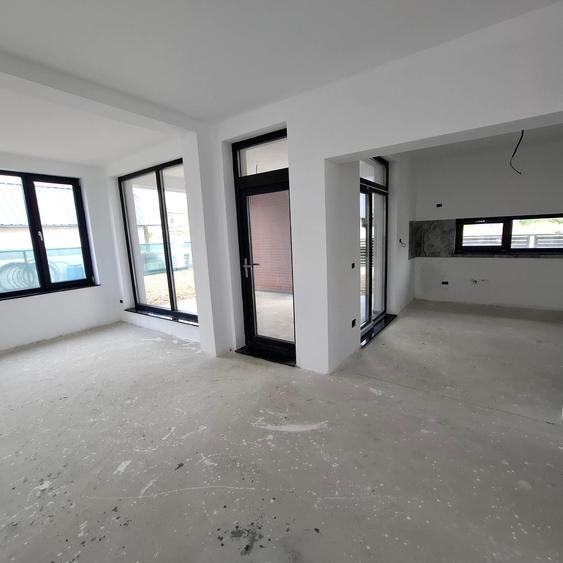 Casă P+1 din cărămidă, modernă  (2025) - 7