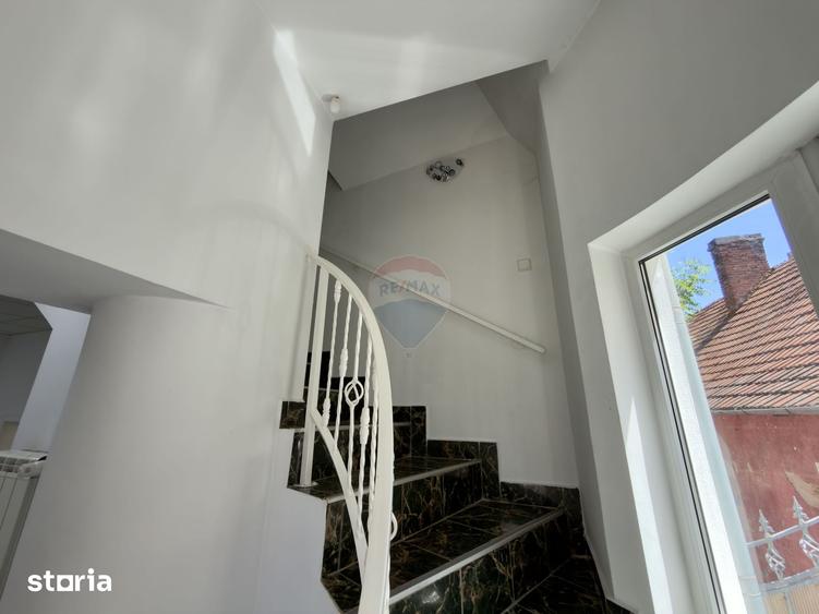 Spațiu comercial, de 200 mp, în Ultracentral