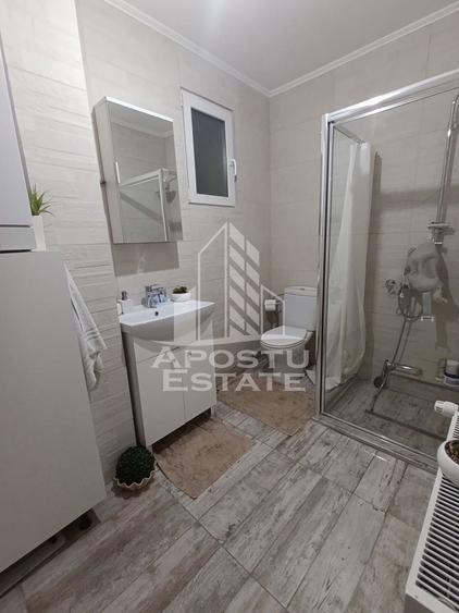 Casă cu 5 camere cu Teren 350 Mp în Bogdăneștilor