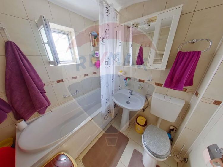 Apartament cu 3 Camere Decomandat – pe Strada George Coșbuc - 9