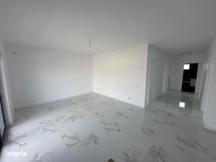 Casă cu 4 camere cu Teren 400 Mp în Clinceni