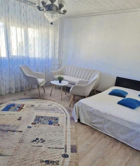 Apartament cu 3 camere în Bucur Obor