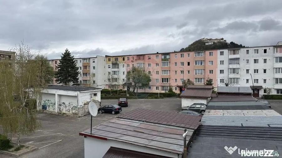 Apartament cu 2 camere semidecomandat în ISR