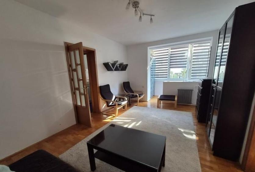Apartament cu 2 camere semidecomandat, mobilat în Floreasca