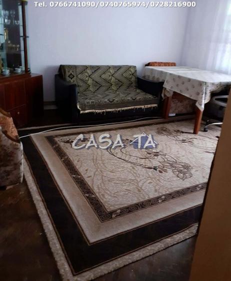 Apartament cu 4 camere decomandat, mobilat în Unirii