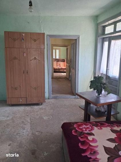 Casă cu 4 camere cu Teren 114 Mp în Viziru