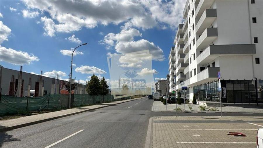 Spațiu comercial, de 128 mp, în Exterior Sud