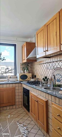 Apartament cu 3 camere semidecomandat în Ultracentral