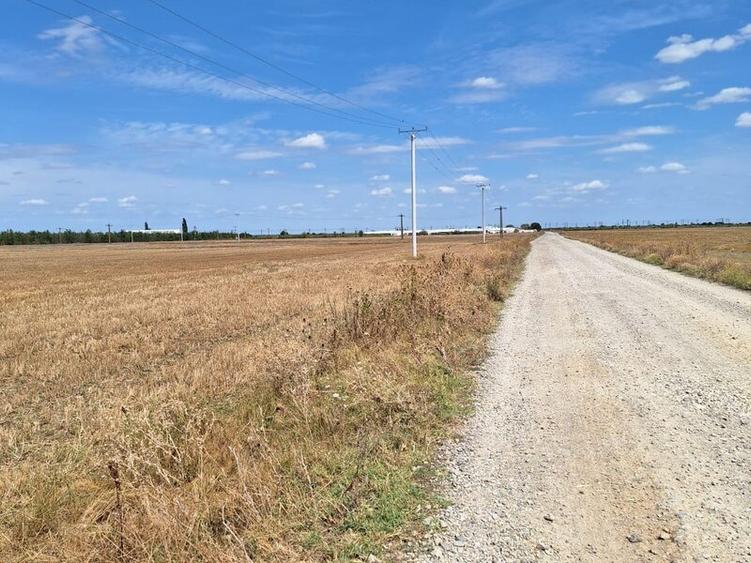Teren agricol extravilan în