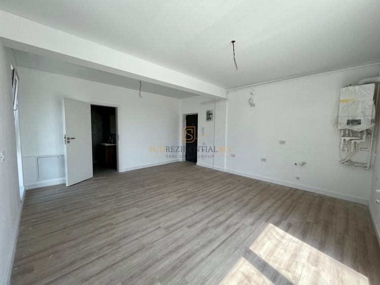 Garsonieră semidecomandată în Est
