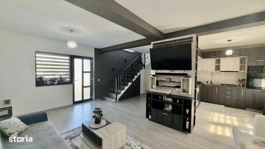 Casă cu 3 camere cu Teren 663 Mp în Budești