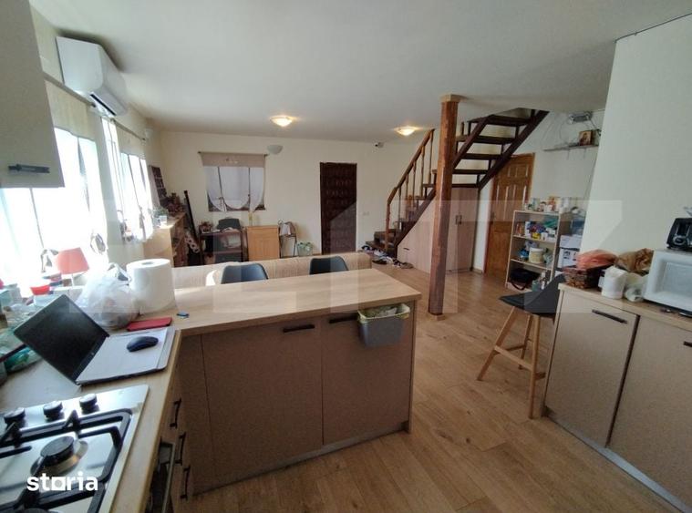Casă cu 5 camere cu Teren 3400 Mp în Bucovăț