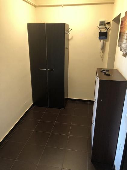 Apartament cu 2 camere semidecomandat în Florești
