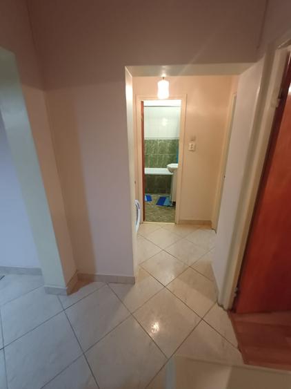 Apartament cu 3 camere decomandat în Theodor Pallady