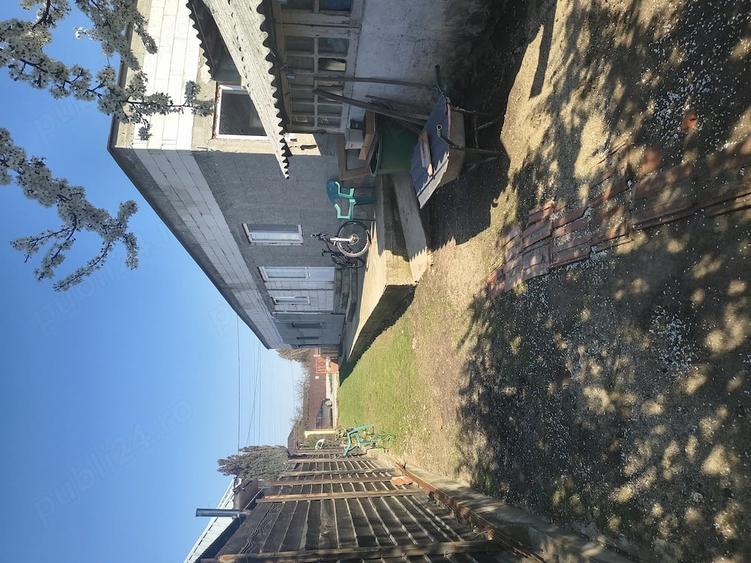 Casă cu Teren 3500 Mp în Albota